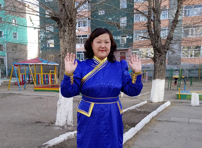 �츣������